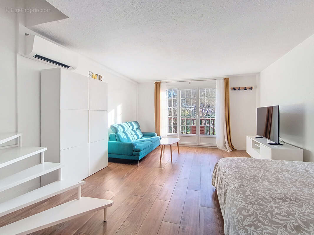 Appartement à SAINT-RAPHAEL