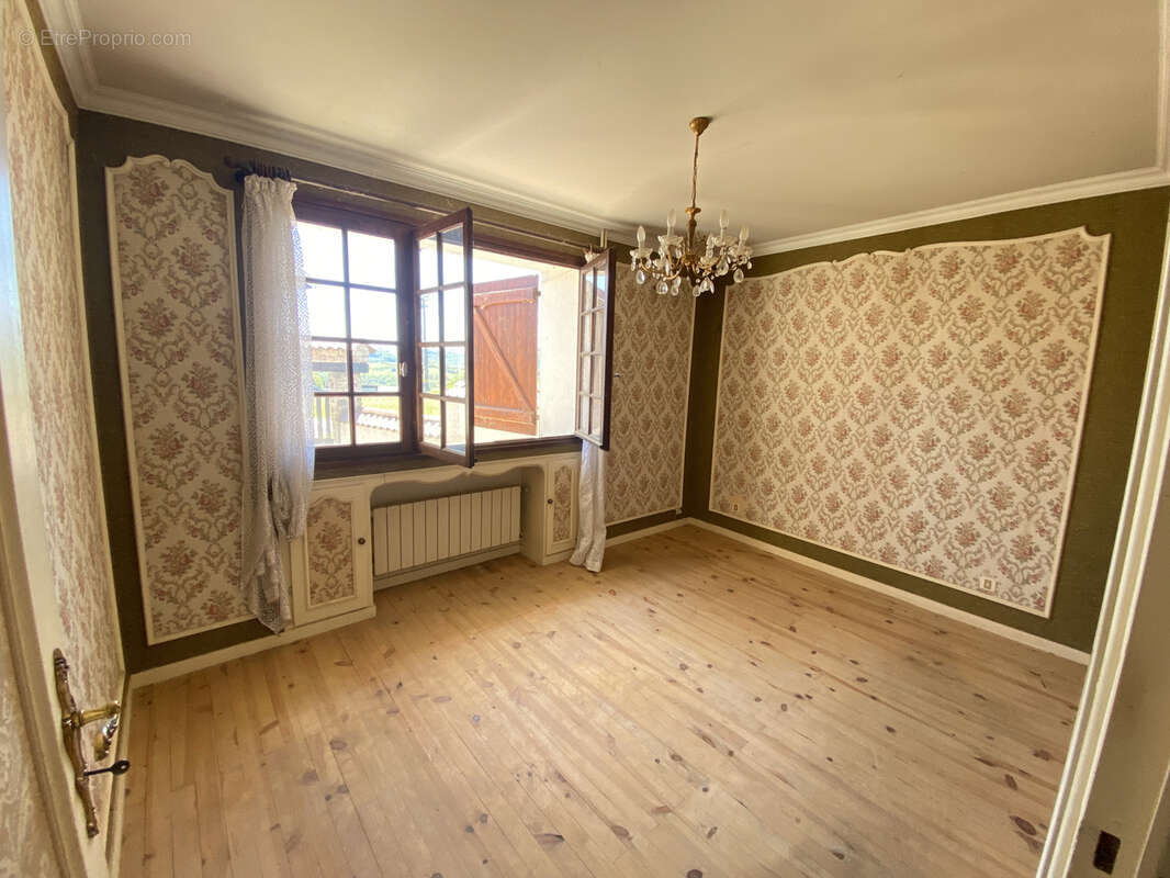 Maison à ROCHE-LA-MOLIERE