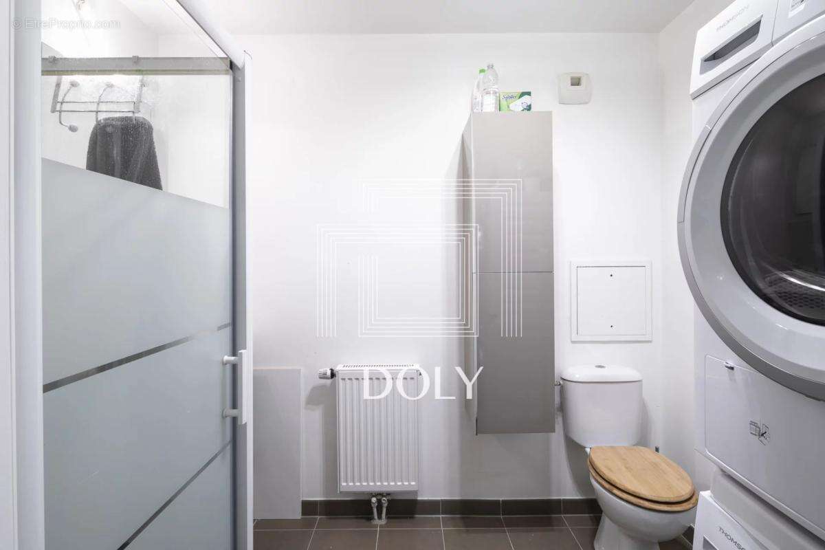 Appartement à PARIS-19E