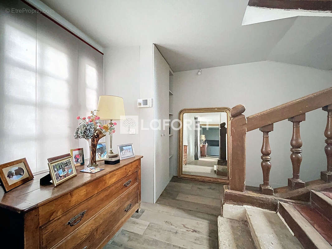 Superbe Presbytère rénové! - photo 8