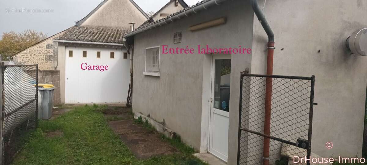 Commerce à RIVARENNES