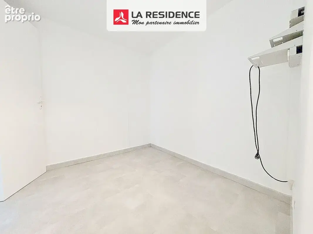Commerce 45 m² à vendre à Bonnieres-Sur-Seine (78270) - photo 4