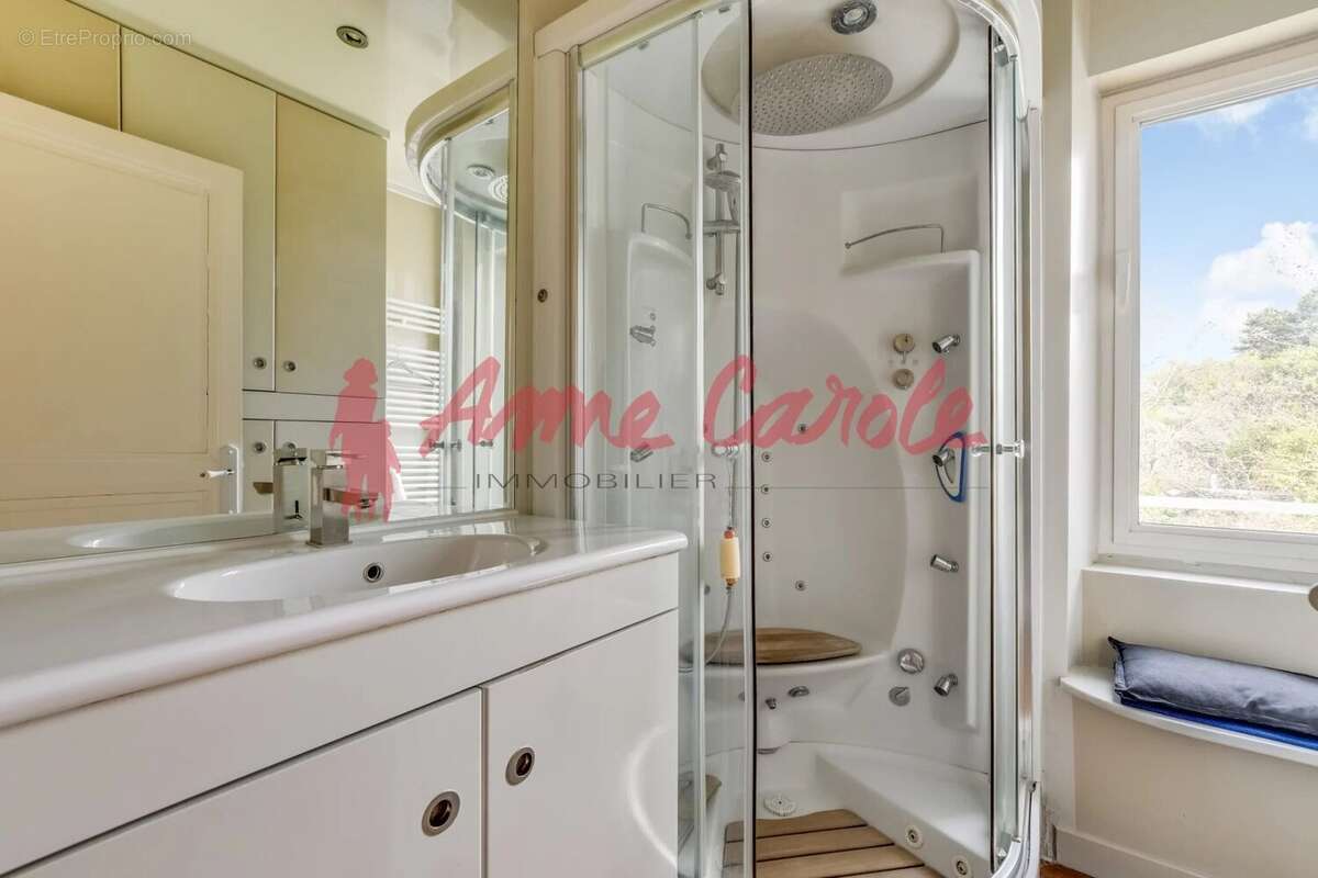 Maison à FONTENAY-SOUS-BOIS