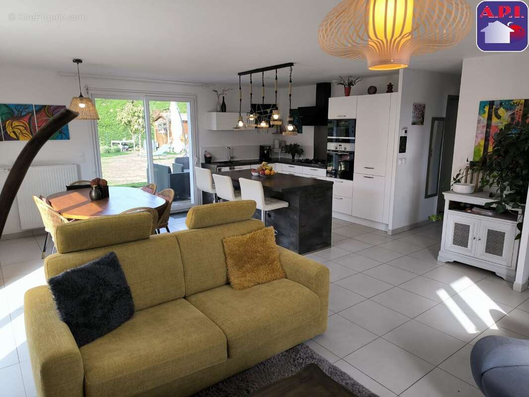 Maison 75 m² à Puydaniel  - photo 4