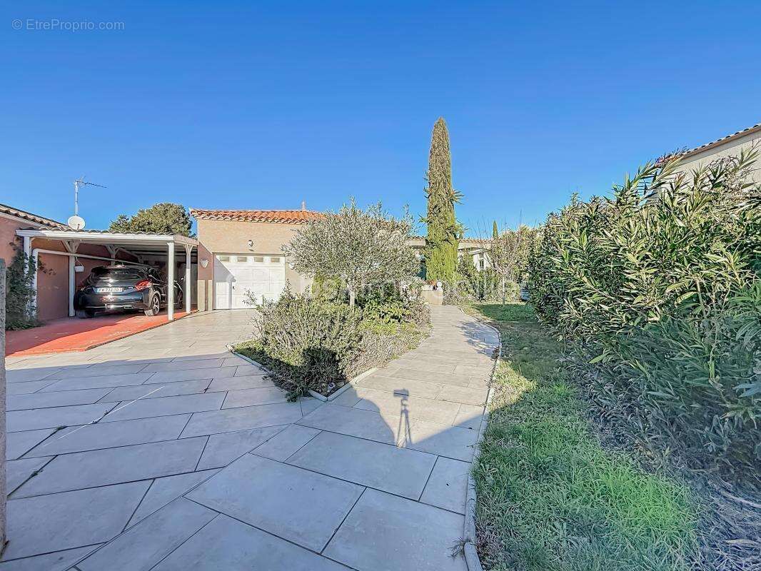 Maison à VILLEVEYRAC