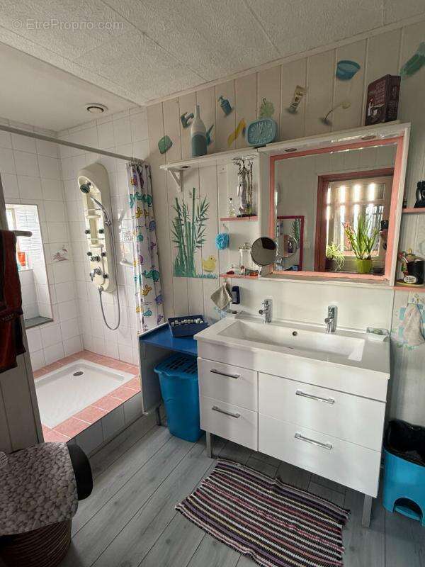 Maison 127 m2 + 2000 m2 terrain + dépendances + puits - photo 5