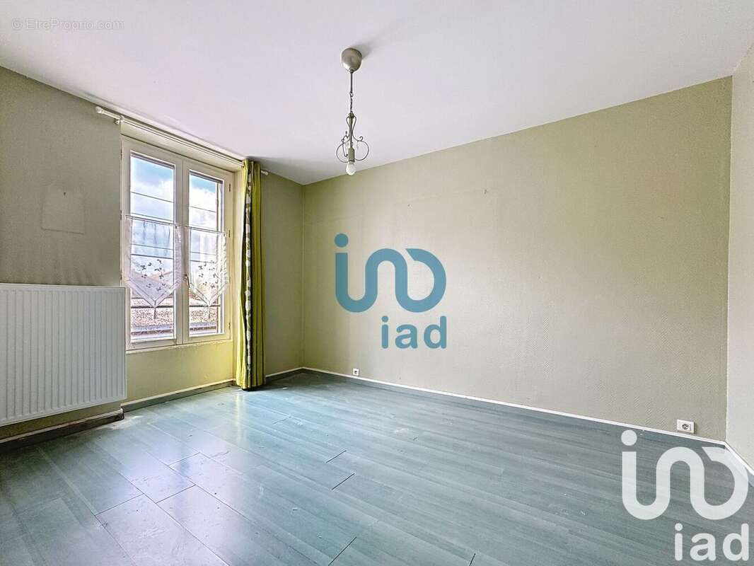 Photo 8 - Appartement à CORBEIL-ESSONNES