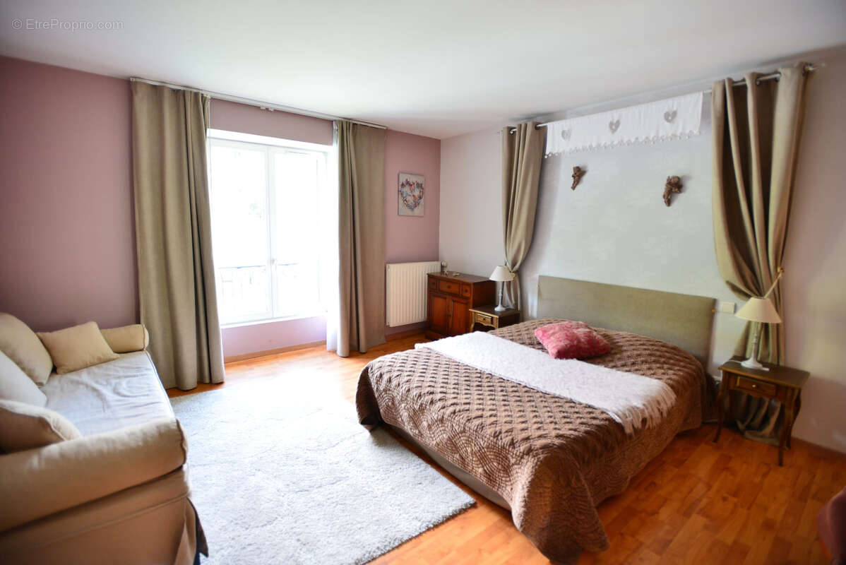 Maison à ORNANS