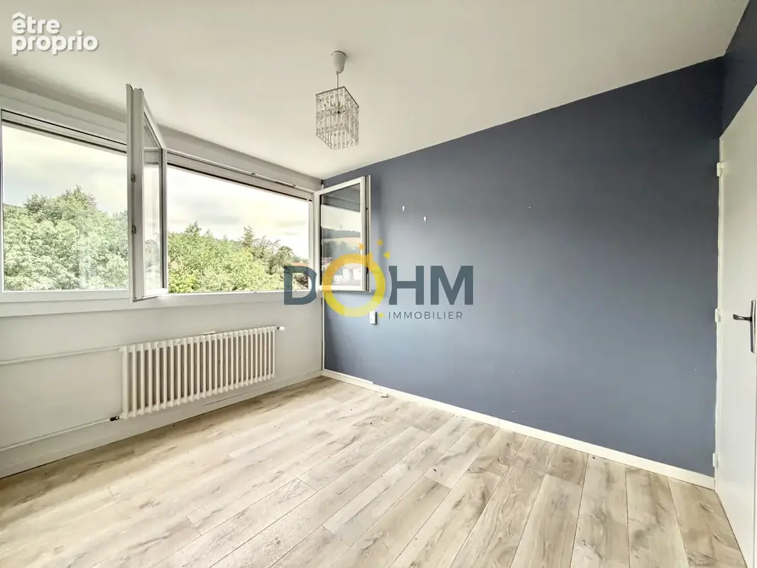 Appartement T3 traversant - Garage et cave - Saint-Étienne Bellevue - photo 4