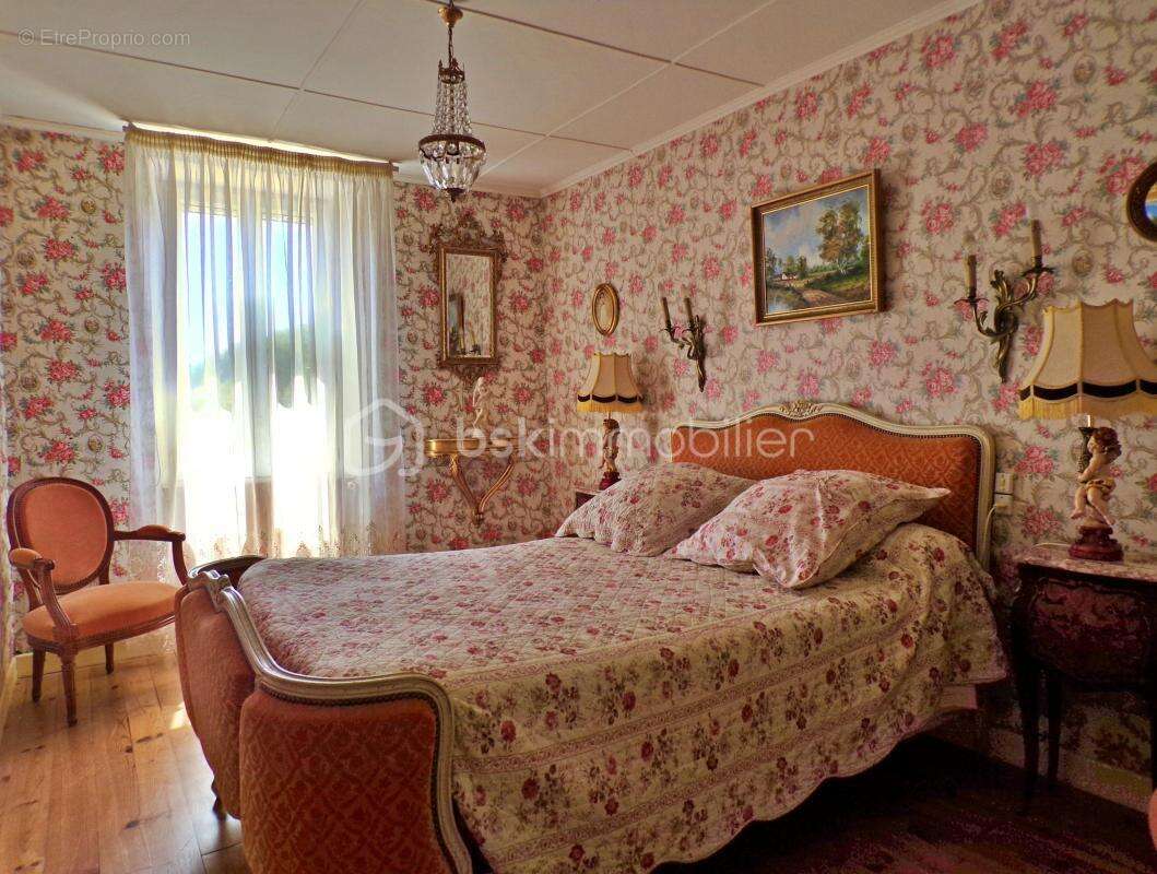  RIEUSSEC – Maison de village 144 m² – Terrain 600 m² – 4 chambres – DPE D - photo 7
