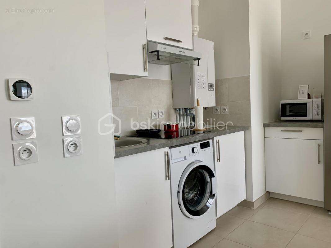 Appartement à SAINTE-GENEVIEVE-DES-BOIS