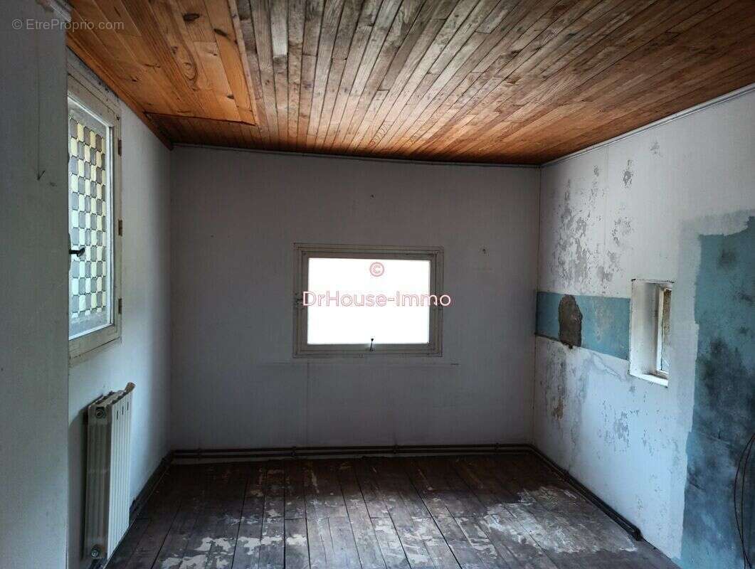 Maison 109 m² à Thueyts  - photo 17
