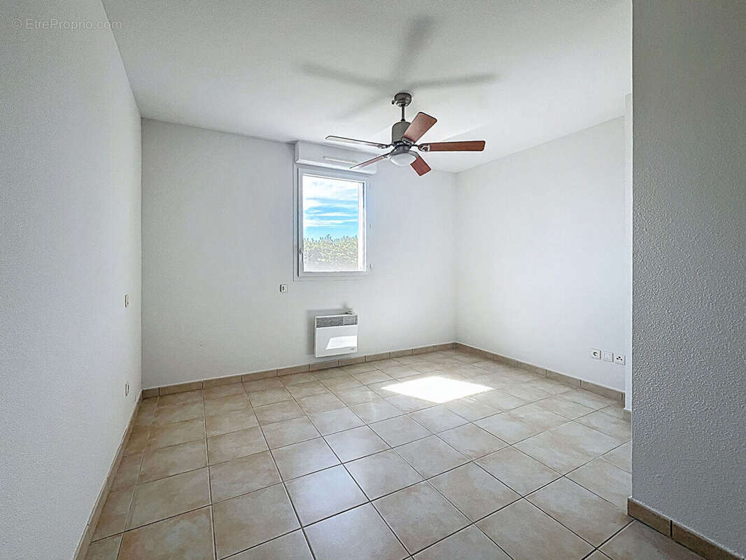 Maison à JONQUIERES-SAINT-VINCENT