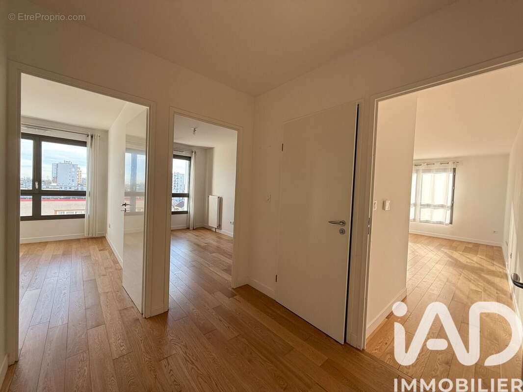 Photo 9 - Appartement à COLOMBES
