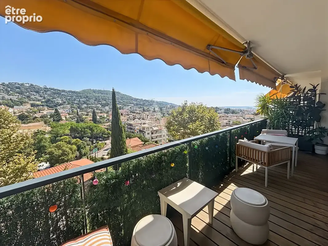**Le Cannet Mairie ** Superbe 2/3 pièces avec terrasse vue mer** 83m² + box - photo 13