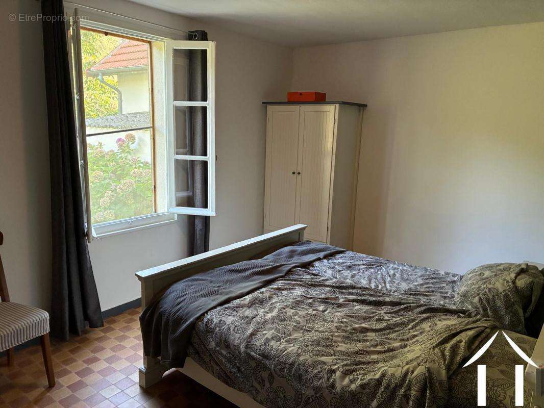 Maison à LA GRANDE-VERRIERE