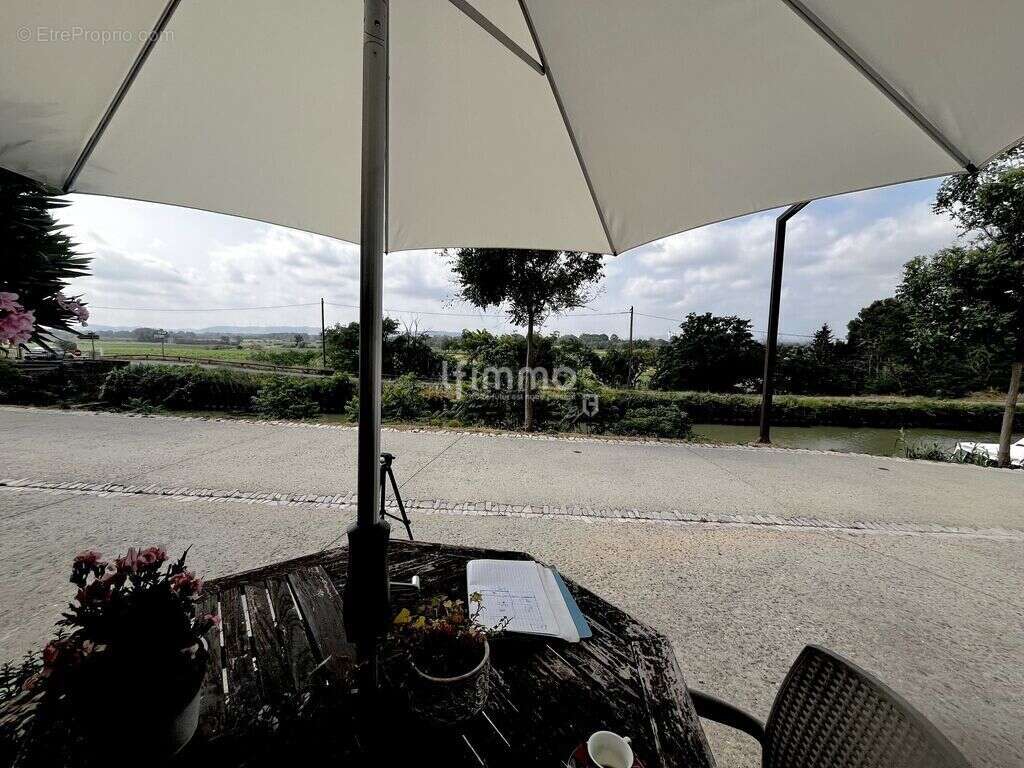 Maison à PARAZA