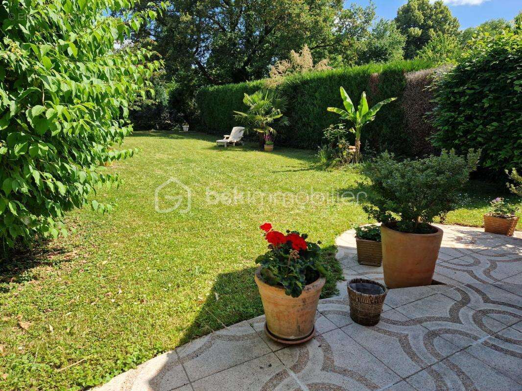 Maison à PONTAULT-COMBAULT