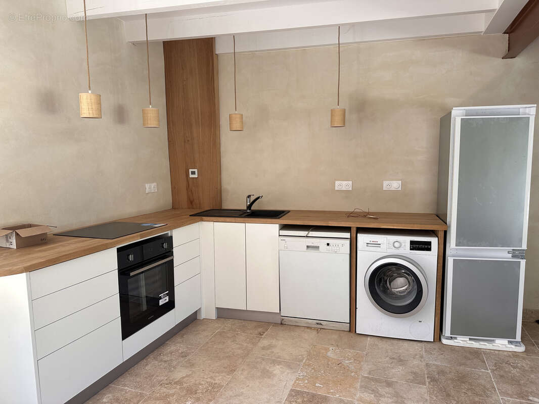 Maison à SAINT-JEAN-D'ANGELY