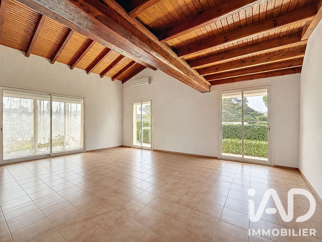 Maison 160 m² à Canohes  - photo 2