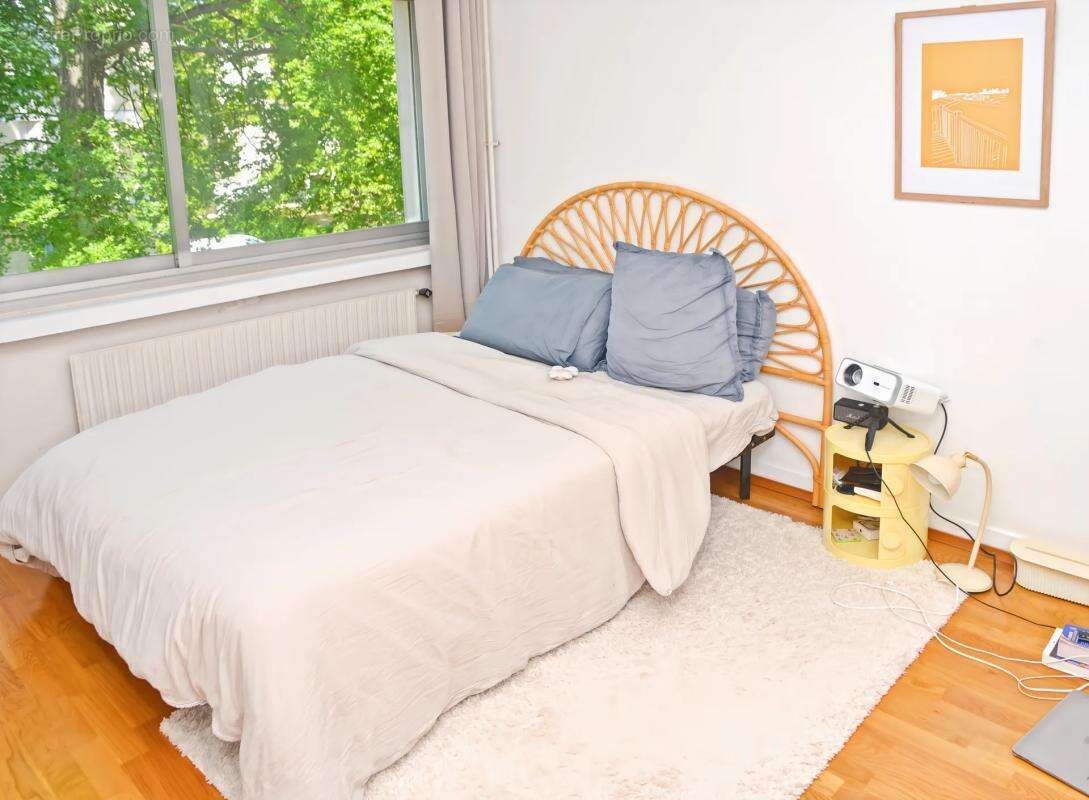 Appartement à LA CELLE-SAINT-CLOUD