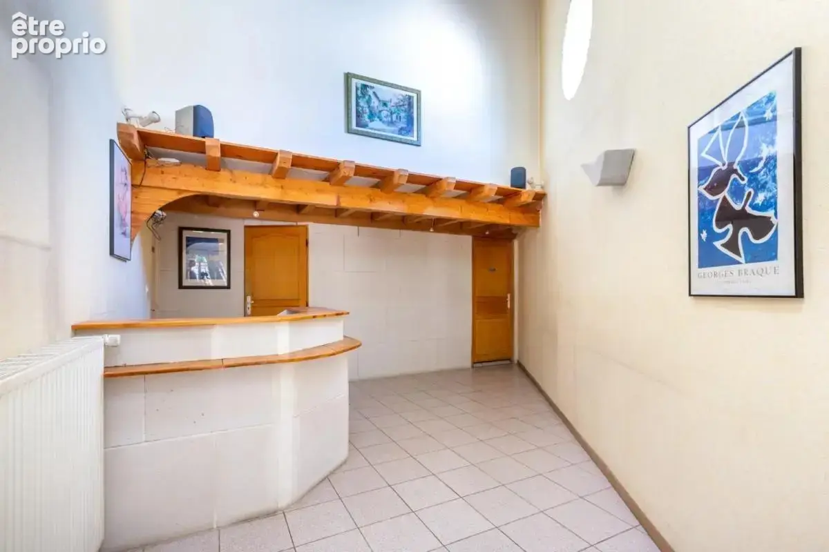 Maison Bourgeoise 8 pièces + annexes VILLARS LES DOMBES (01) - photo 13