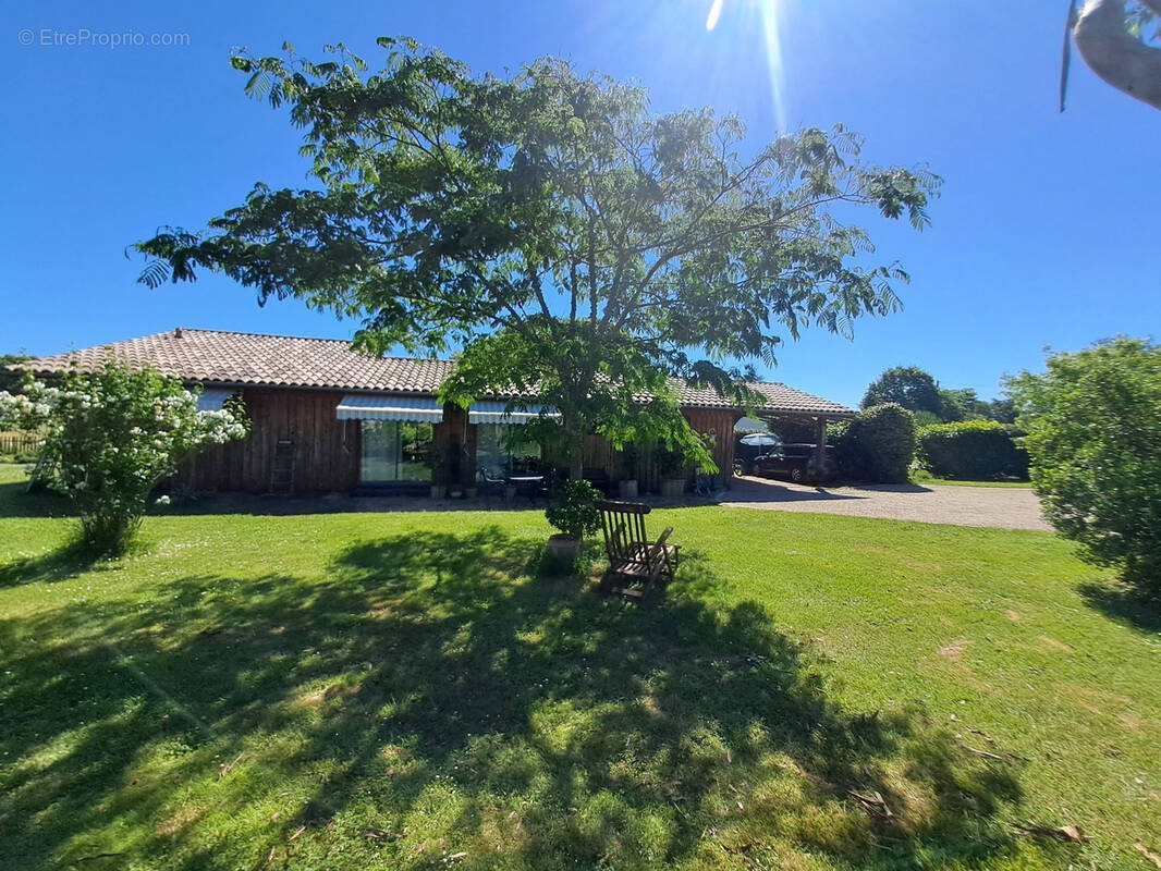 Maison à BUZET-SUR-BAISE