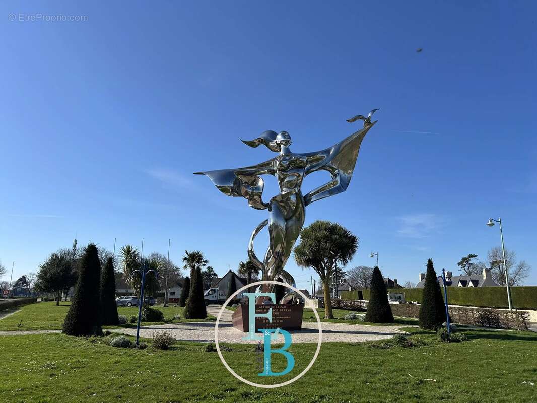 Terrain à GRANDCAMP-MAISY