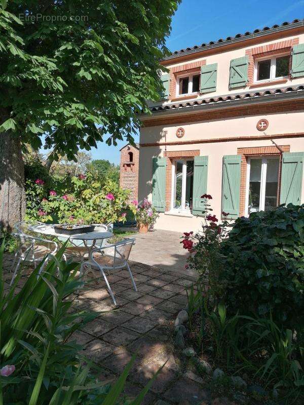 Elegante toulousaine de caractere aux portes de toulouse - photo 7