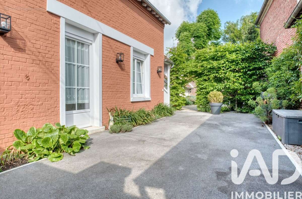 Photo 3 - Maison à COMPIEGNE