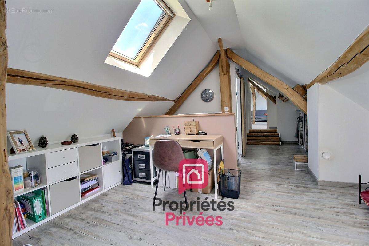 CHEVILLON SUR HUILLARD (45700) - Longère rénovée 130 m² habitables - 4 chambres - Terrain de 2 100 m² - photo 12