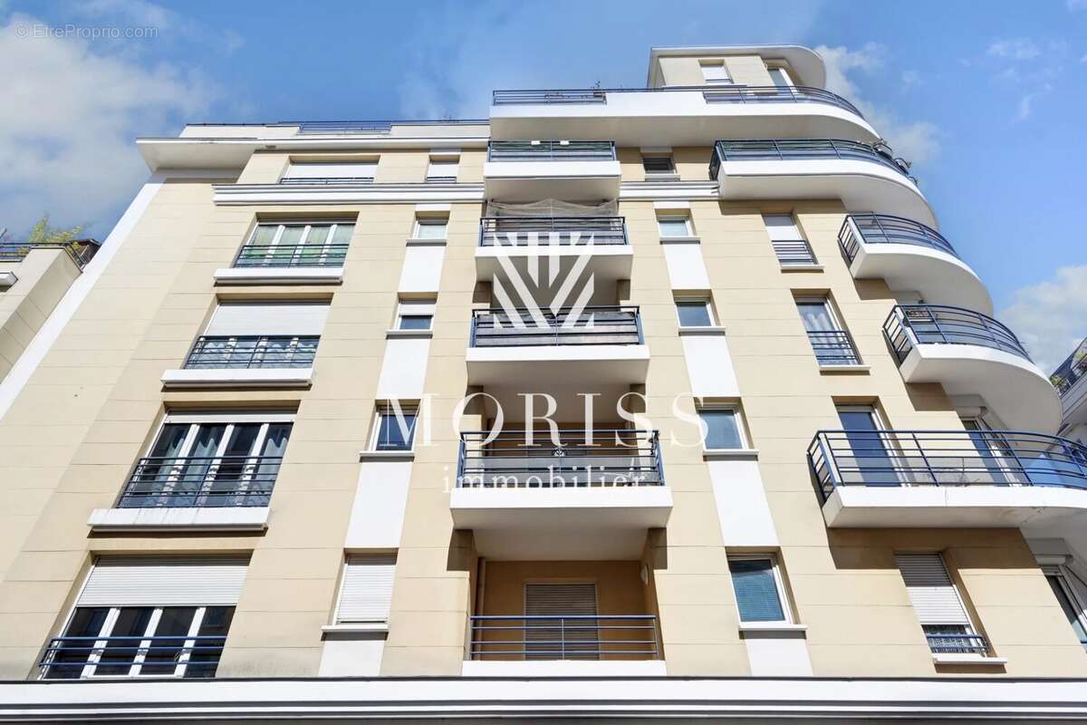 Appartement à MONTROUGE