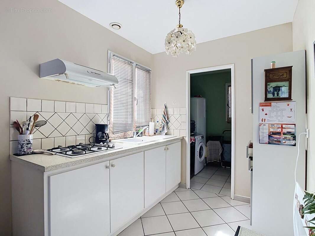 Maison 75 m² à Beguey  - photo 4