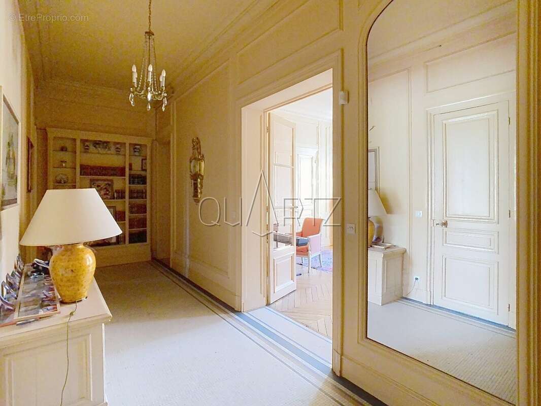 Appartement à LE CHESNAY