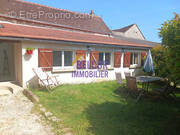 Maison à BROMEILLES