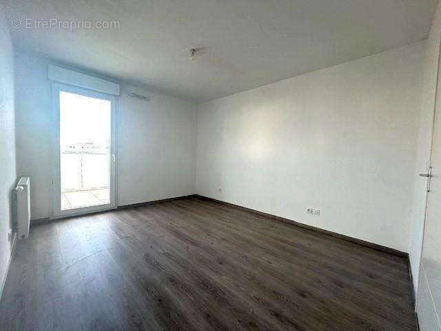   - Appartement à LYON-7E