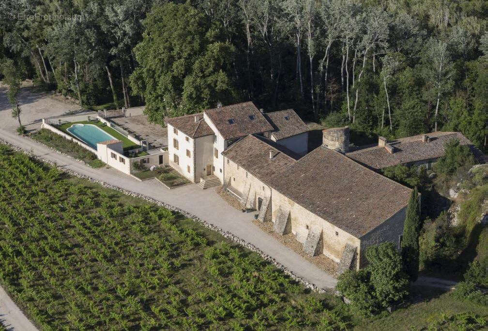 Autre à CHATEAUNEUF-DU-PAPE