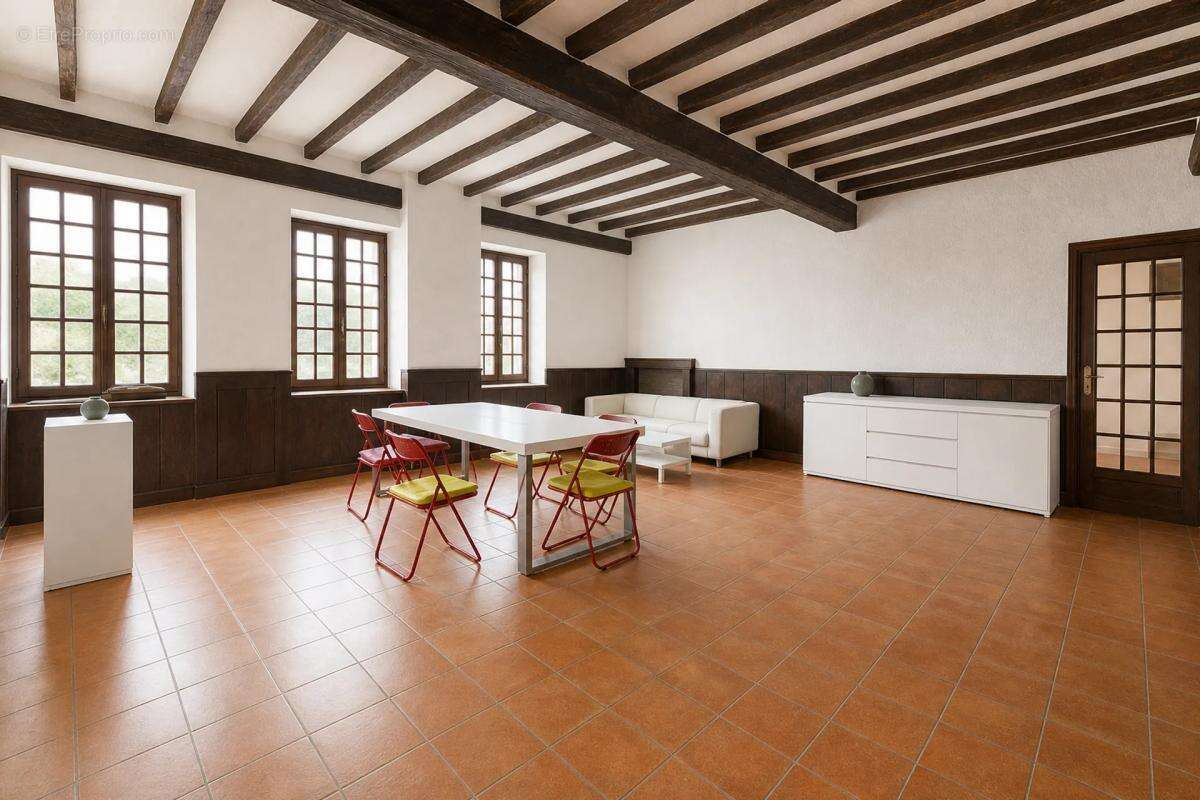 Maison à MELZ-SUR-SEINE