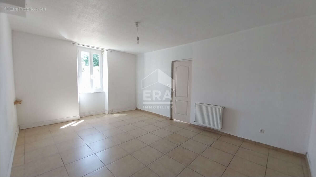 Maison à PINEUILH