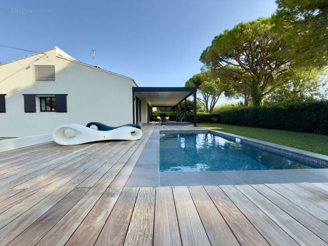 Maison à HYERES