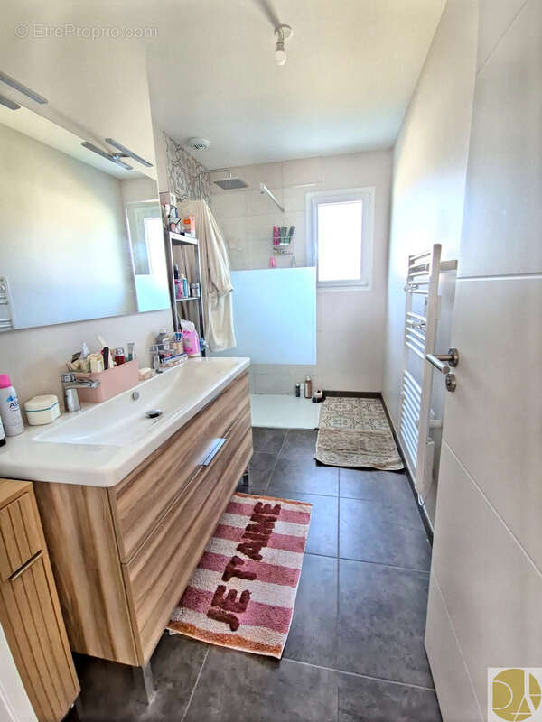 EN EXCLUSIVITE Sud de Pau - Proximité centre bourg : villa de plain pied sous garantie - 3 chambre - garage - - photo 7