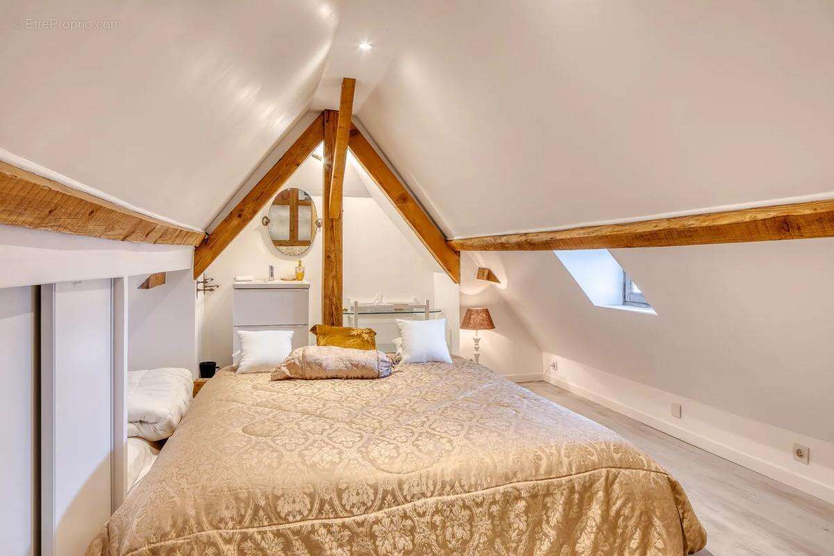 Maison à MANNEVILLE-SUR-RISLE