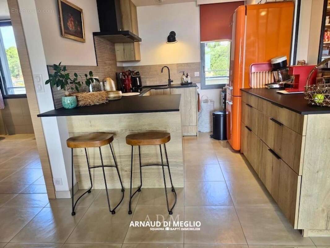 Appartement 67 m² à Porto-Vecchio  - photo 4