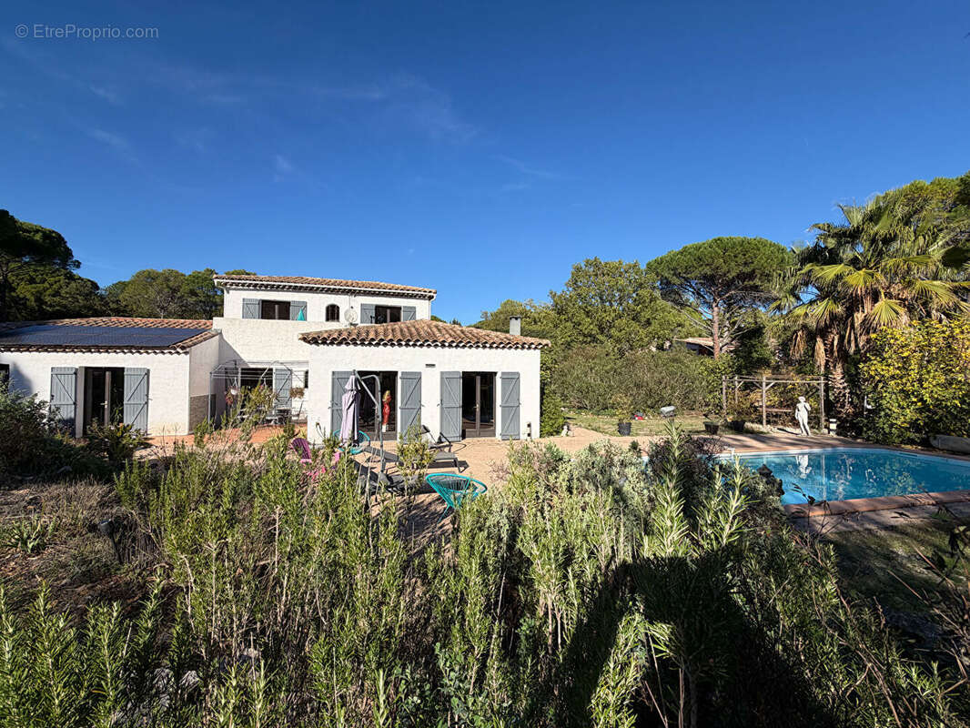 Maison à FAYENCE