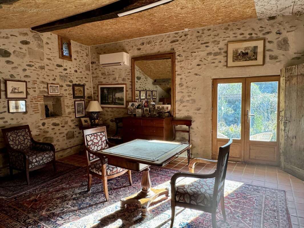 Maison à SAUVETERRE-DE-BEARN