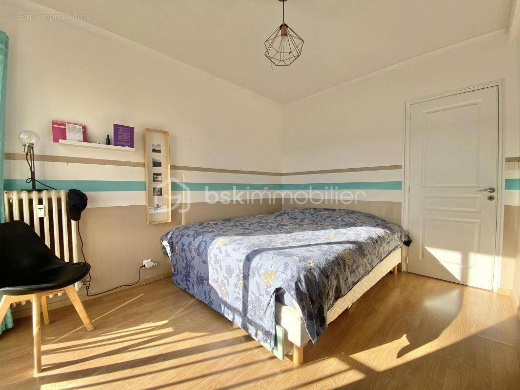 Appartement à SIX-FOURS-LES-PLAGES