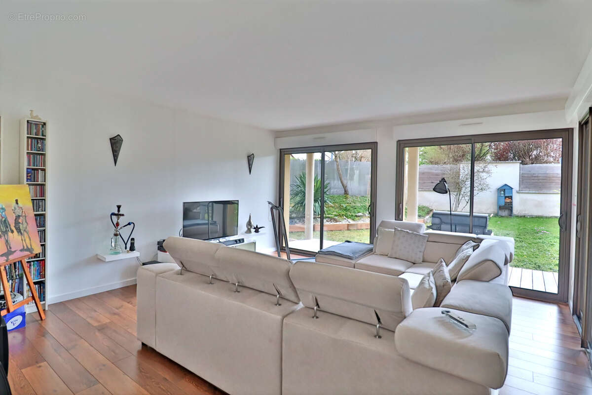 Maison à COURTERANGES