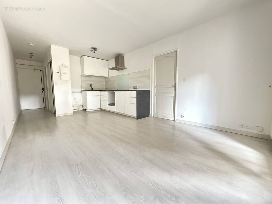 Appartement à SAINT-GERMAIN-LES-CORBEIL