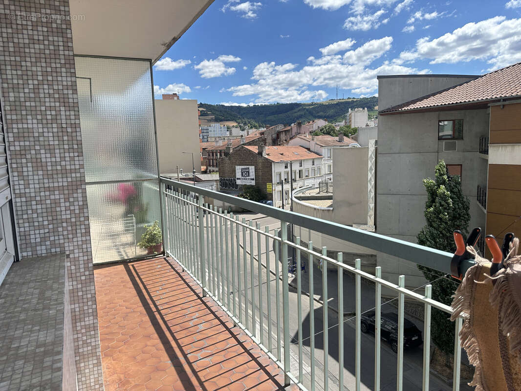 Appartement à SAINT-ETIENNE