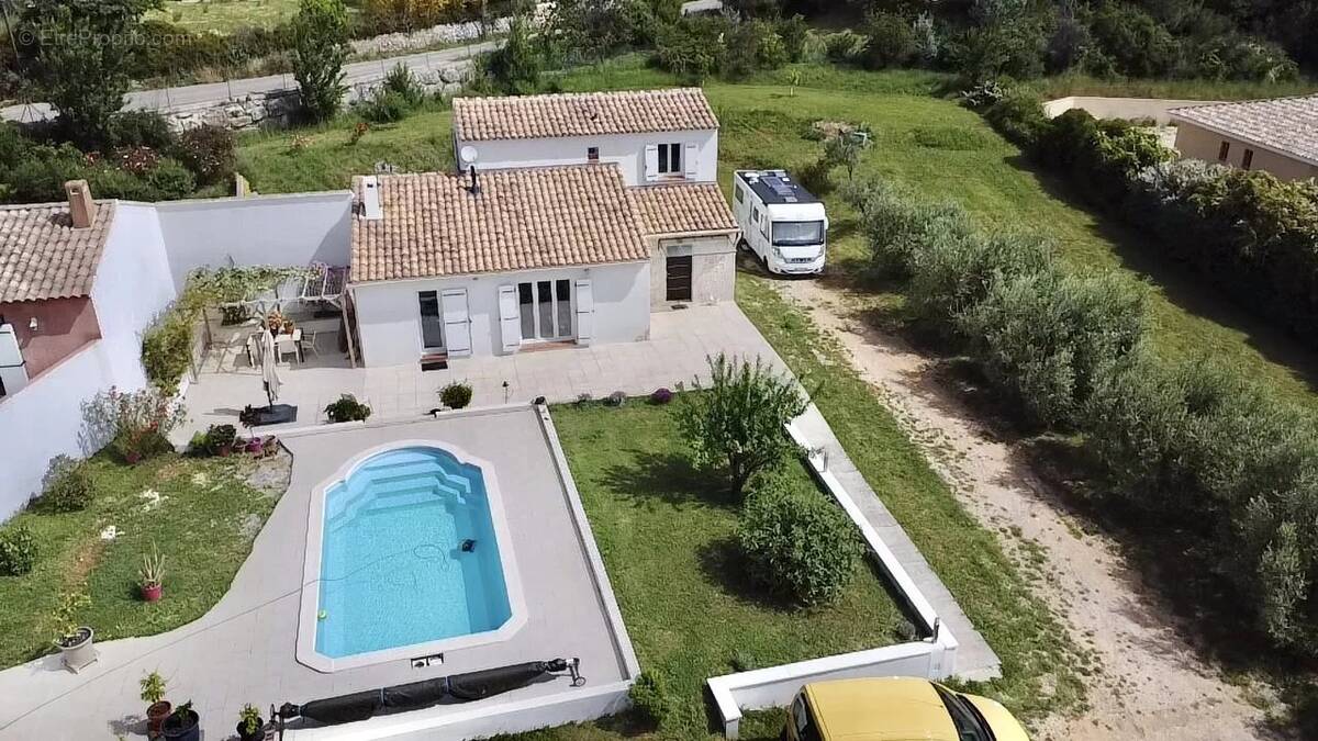 Maison à SAINT-MAXIMIN-LA-SAINTE-BAUME